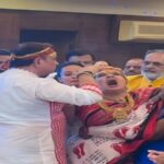 इस दिग्गज एक्ट्रेस के वीडियो से मची खलबली, सोशल मीडिया पर छिड़ गई बहस