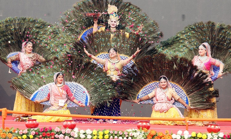 यूपी दिवस समारोह का रंगारंग समापन