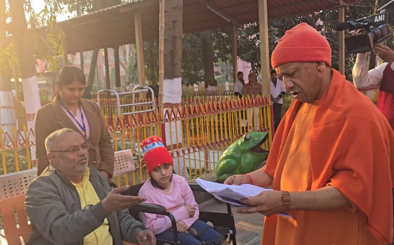 गलत जांच रिपोर्ट लगाने वालों पर दर्ज हो एफआईआर : मुख्यमंत्री योगी