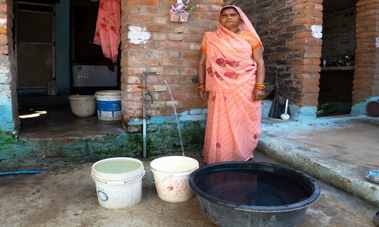 बुंदेलखंड में ‘हर घर नल’ से बहती उम्मीद की धारा