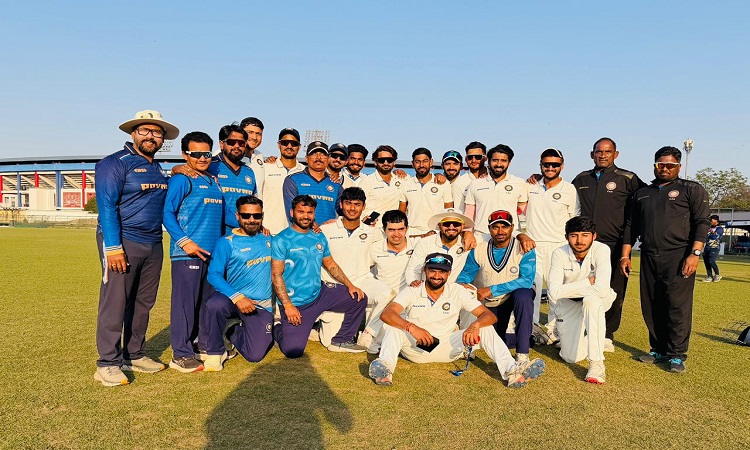 मुख्यमंत्री ने उत्तराखंड क्रिकेट टीम को रणजी सेमीफाइनल में पहुंचने पर दी बधाई