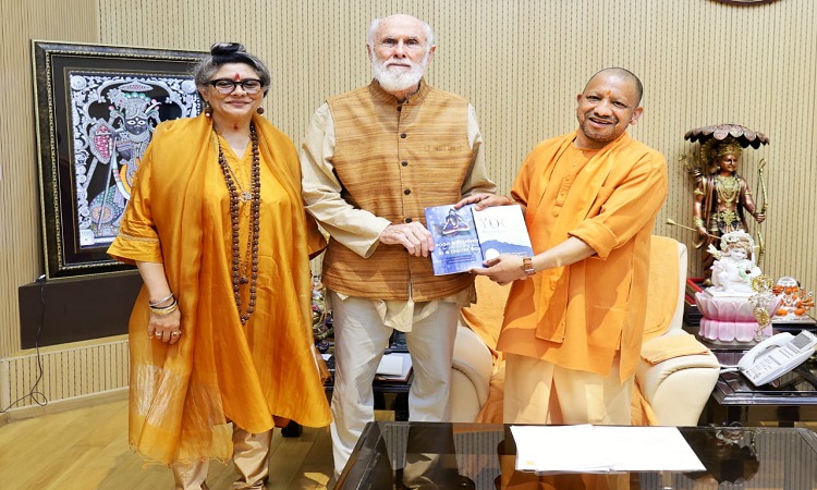 राजनीति का शुद्धिकरण कर रहे योगी आदित्यनाथः डॉ. डेविड फ्रॉले
