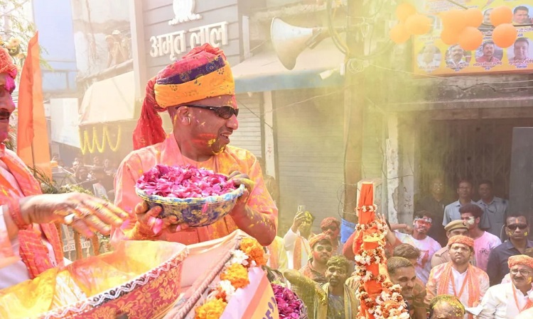 सीएम योगी के साथ खास होगा गोरखपुर का रंगोत्सव