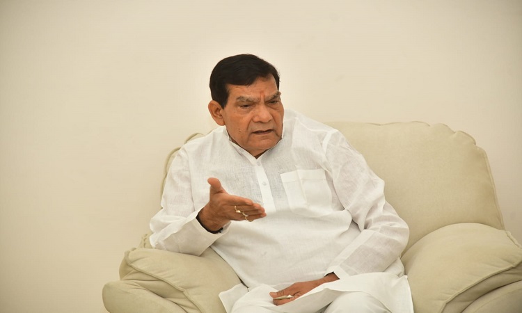 ऊर्जा मंत्री का दावा- ‘यूपी दे रहा देश में सबसे ज्यादा बिजली’, लेकिन ट्रिपिंग और अघोषित कटौती खोली पोल