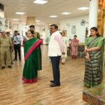 टिहरी दौरे पर मुख्य सचिव आनन्द बर्द्धन, स्कूल-आंगनबाड़ी से लेकर स्टेडियम तक व्यवस्थाओं का लिया जायजा