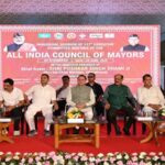 अखिल भारतीय महापौर परिषद की बैठक में शामिल हुए CM धामी