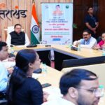 मुख्यमंत्री  धामी ने 4,400 श्रमिकों को वितरित किए 11 करोड़ रुपये