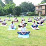 योग तनावमुक्त, ऊर्जावान एवं स्वस्थ जीवन जीने की व्यक्ति को प्रेरणा प्रदान करता है: मुख्यमंत्री