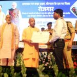 कुछ लोग गाय का दूध पिएंगे और सड़क पर छोड़ देंगे, जब वह फसल का नुकसान करेगी तो दोष मुझे देंगे: सीएम योगी