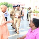 हर जरूरतमंद को दिलाएं कल्याणकारी योजनाओं का लाभ: मुख्यमंत्री योगी