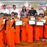 पीएम सूर्य घर योजना के अंतर्गत सोलर दीदियों को नियुक्ति पत्र एवं प्रशिक्षण प्रमाणपत्र वितरित