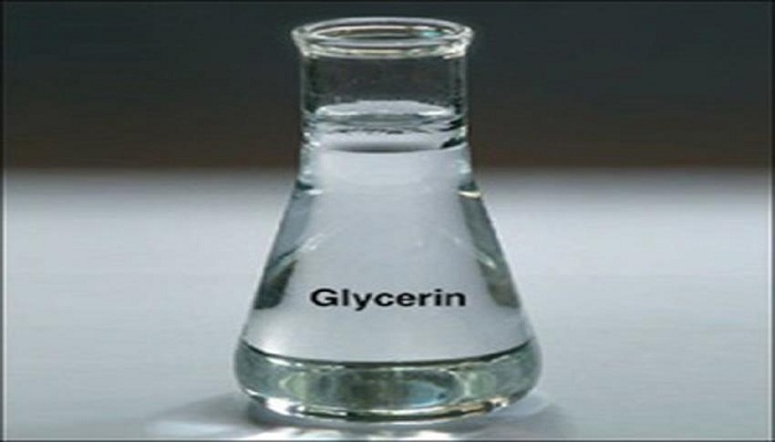ग्लिसरीन से बालों को भी बनाएं खूबसूरत, ऐसे करें इस्तेमाल