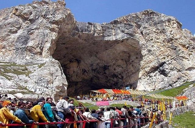 मौसम ने रोकी बाबा बर्फानी की यात्रा, चौथे दिन भी नहीं खुला रास्ता