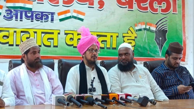 वक़्फ बोर्ड में राम मंदिर से भी बड़ा घोटाला, मौलाना रजवी ने सीएम योगी को लिखा पत्र