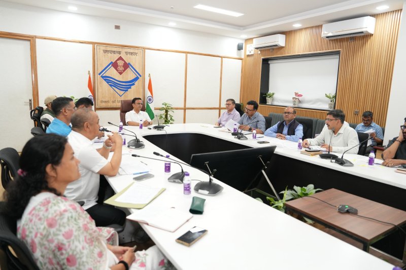 प्रमुख सचिव ने की चम्पावत विधान सभा क्षेत्र की सीएम घोषणाओं की समीक्षा