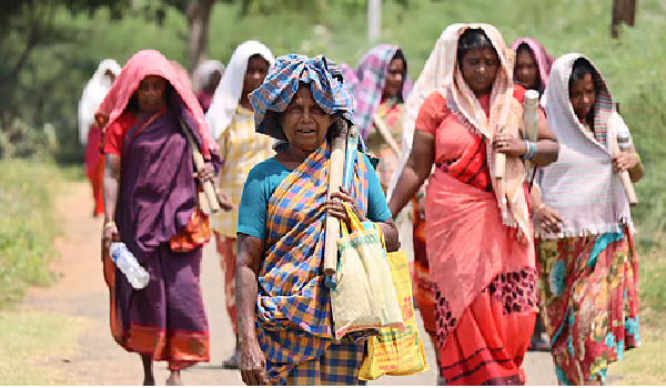 वीबी-जी राम जी एक्ट लागू होने से यूपी के मजदूरों को हर रोज मिलेंगे न्यूनतम 300 रुपये