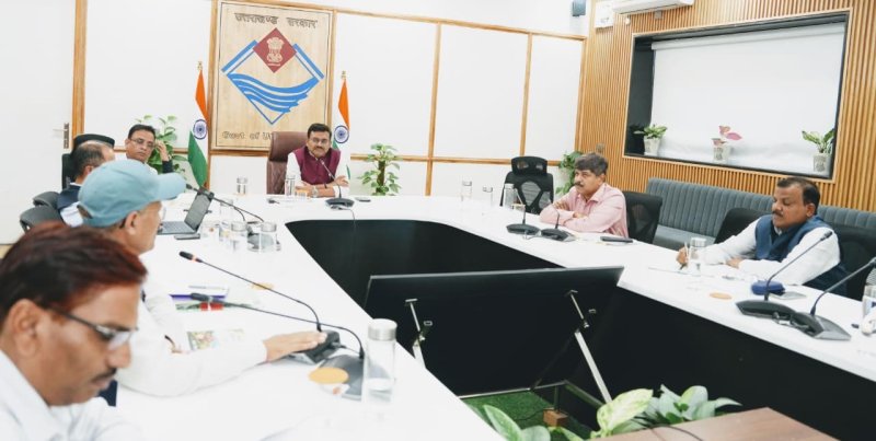 उत्तराखंड में सेब, कीवी और ड्रैगन फ्रूट की खेती को मिलेगा बढ़ावा, क्लस्टर आधारित उत्पादन पर जोर