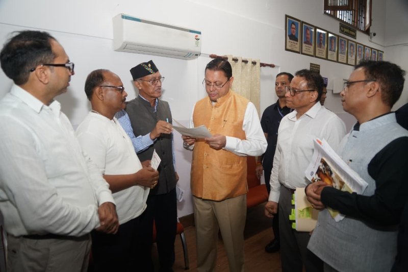 कर्मचारी संगठनों की मांगों पर CM धामी ने लिया संज्ञान, अधिकारियों को समाधान के निर्देश