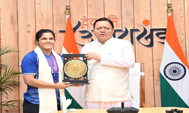 CWG 2026: CM धामी ने उत्तराखंड के पदक विजेताओं और प्रशिक्षकों का किया सम्मान