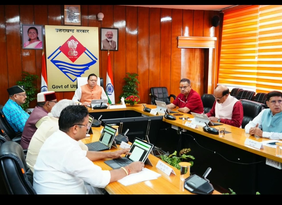 प्रदेशभर की सड़कों को दुरुस्त करने के संबंध में कैबिनेट बैठक में हुआ विस्तृत विचार-विमर्श