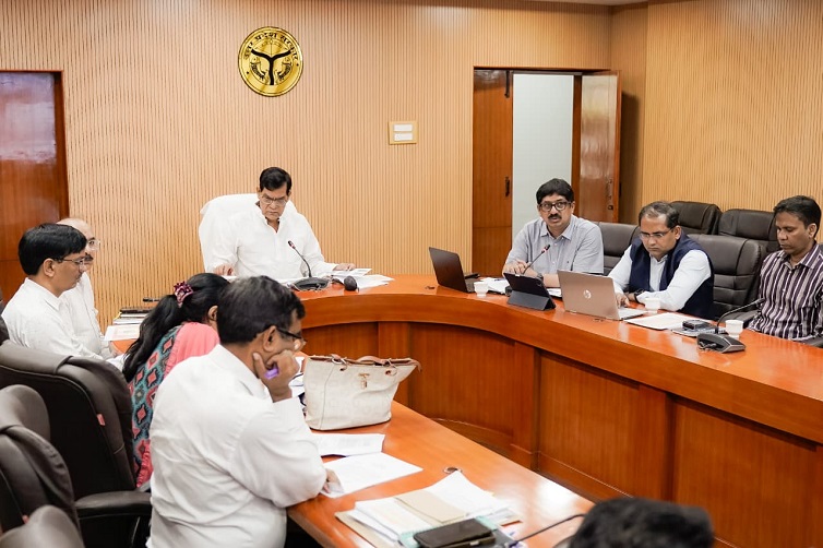 बरसात में जलभराव की समस्या के समाधान के लिए नाला-नालियों की सफाई में लापरवाही न हो:  ए. के. शर्मा