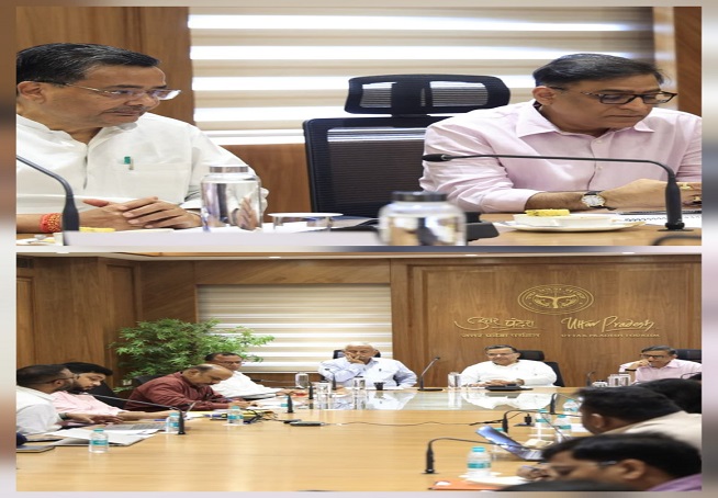 यूपी में पर्यटन से बढ़ा कारोबार, GST के 51 कैटेगरी से होगा आर्थिक असर का आकलन