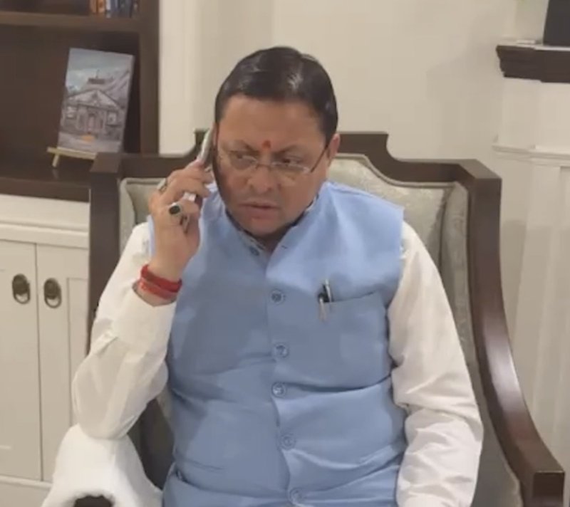 उत्तरकाशी में बर्फबारी के बीच फंसे ट्रैकर्स की सुरक्षित वापसी सर्वोच्च प्राथमिकता: मुख्यमंत्री धामी
