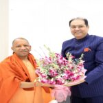Mohsin Raza met CM Yogi