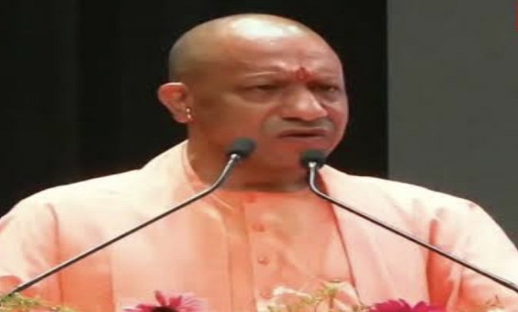 सैफई में महोत्सव और बर्मिंघम की बग्गी में उलझीं पिछली सरकारें, कारीगरों के बारे में सोचने की फुर्सत नहीं थी : योगी