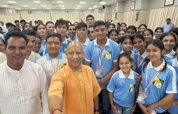 कठिन चुनौतियों से जूझने का आत्मबल प्रदान करता है आत्मविश्वासः मुख्यमंत्री