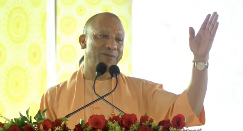मुख्यमंत्री योगी बोले- अनियोजित विकास में जमीन किसी दबंग या गुंडे को बिकने पर खड़ी होती थी समस्या, अब नियोजित विकास पर जोर