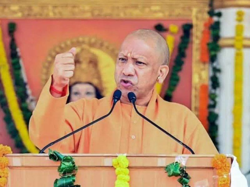 मुश्किल घड़ी में ‘अभिभावक’ बनी योगी सरकार, वाराणसी के 11,219 परिवारों को 191 करोड़ से अधिक की मदद