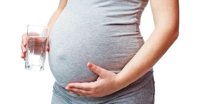 गर्भावस्था में सेहत के लिए लाभदायक होता है इस का पानी