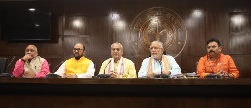 योगी कैबिनेट निर्णय : कोटेदारों को योगी सरकार की बड़ी सौगात, अब हर कुंतल पर 125 रुपये लाभांश