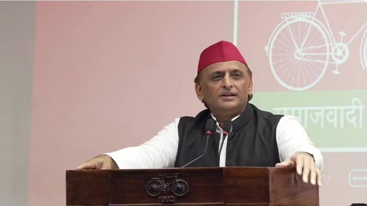 अखिलेश का भाजपा पर हमला, बोले- इस बार टैंकर फूटेगा