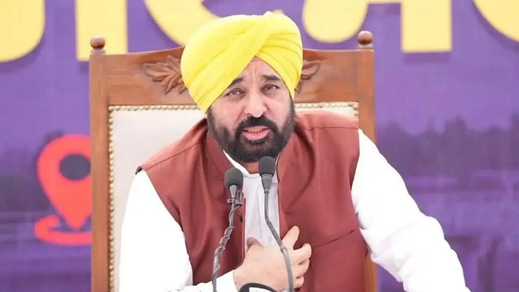 नशे की सप्लाई पर BJP को घेरा, CM मान बोले- गुजरात के बंदरगाहों से कैसे पहुंचा ड्रग्स?