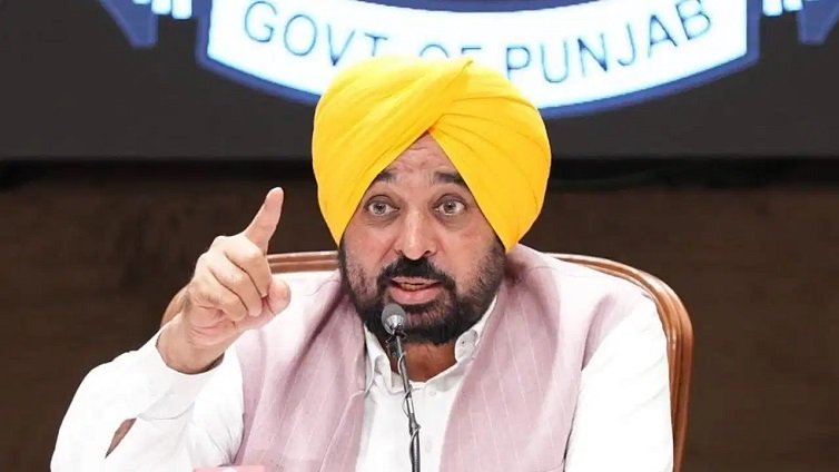 पंजाब में CBI रेड पर सियासत गरम, भगवंत मान बोले- ‘चुनाव आ गए’