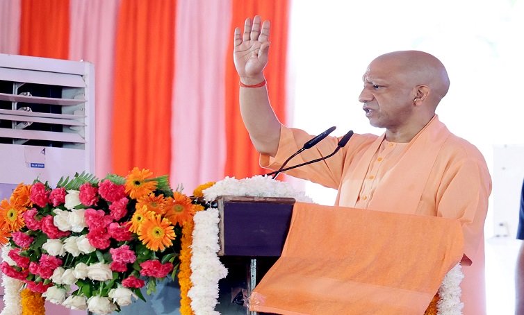 प्रधानमंत्री मोदी-आबे की दोस्ती पद से नहीं, विश्वास से बनी थी: मुख्यमंत्री योगी